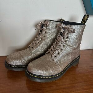 Dr. Martens Glitter Boots - Gold/Silver